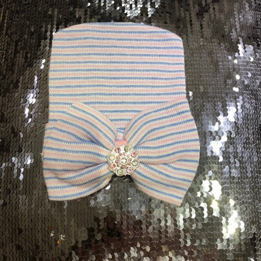 Newborn hospital hat